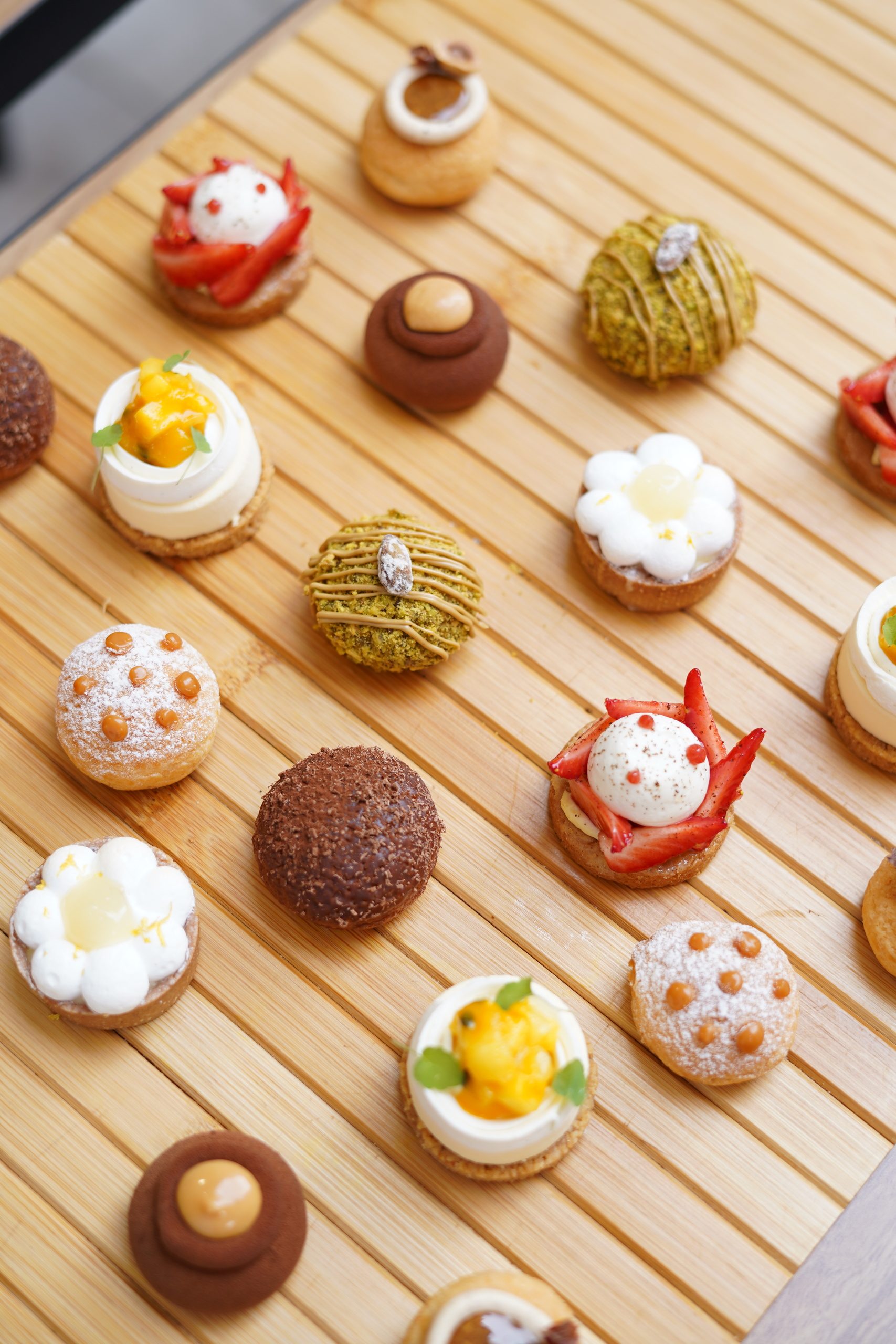 Assortiment de petits fours sucrés
